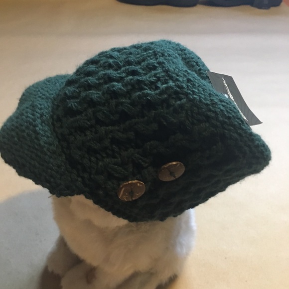 Eddie Bauer Accessories - Eddie Bauer Green Covey Beanie NWT